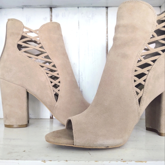 Jessica Simpson Booties - Picture 1 of 10